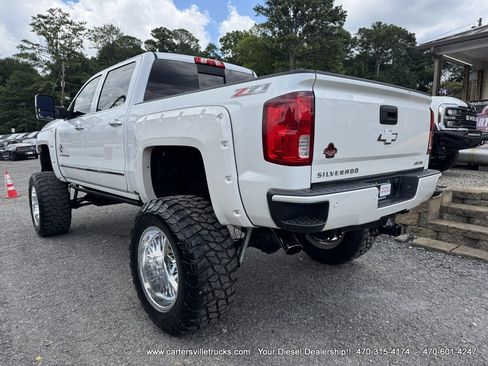 Used 2017 Chevrolet Silverado 1500 LTZ Z71 w/ LTZ Plus Package AWD/4WD image 16