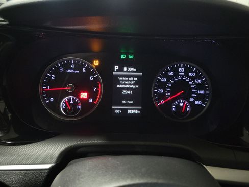 Used 2023 Kia K5 GT-Line image 25