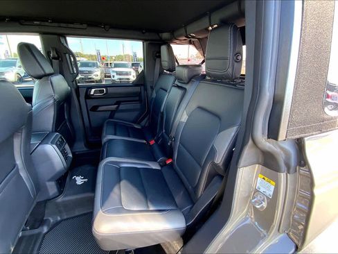 Certified 2025 Ford Bronco Outer Banks w/ Sasquatch Package image 21