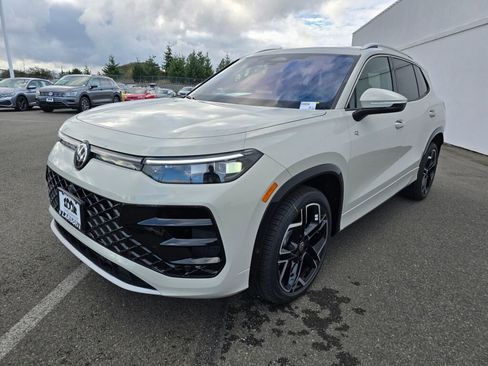 New 2026 Volkswagen Tiguan SEL R-Line image 7