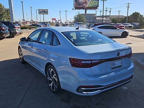 New 2026 Volkswagen Jetta SEL image 7