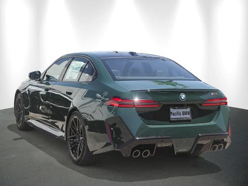 New 2027 BMW M5 w/ Executive Package AWD/4WD image 4
