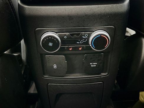 Used 2023 Ford Explorer Limited w/ Equipment Group 301A image 27