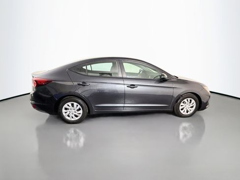 Used 2020 Hyundai Elantra SE w/ Cargo Package (C1) FWD image 11