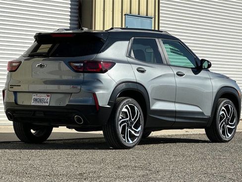 Used 2024 Chevrolet TrailBlazer RS w/ Convenience Package image 5