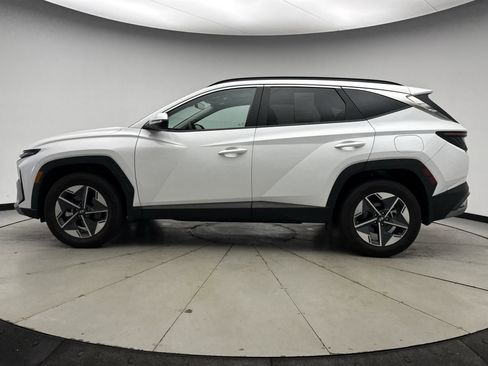 Used 2025 Hyundai Tucson SEL image 2