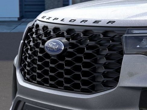 New 2026 Ford Explorer ST-Line w/ ST-Line Street Pack image 17