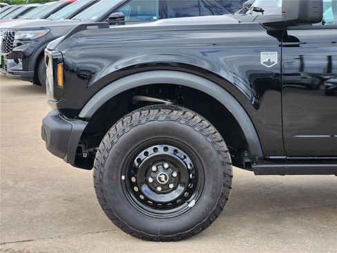 New 2026 Ford Bronco Big Bend w/ Black Diamond Package AWD/4WD image 6