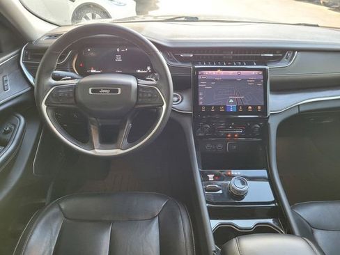 Certified 2022 Jeep Grand Cherokee L Limited AWD/4WD image 7
