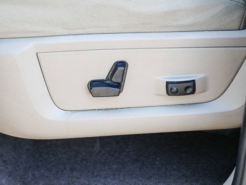 Used 2012 RAM 1500 Big Horn w/ Luxury Group image 19