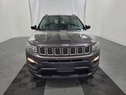 Used 2018 Jeep Compass Sport w/ Tech Group AWD/4WD image 14