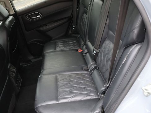 Used 2023 Nissan Rogue Platinum w/ Platinum Premium Package image 11