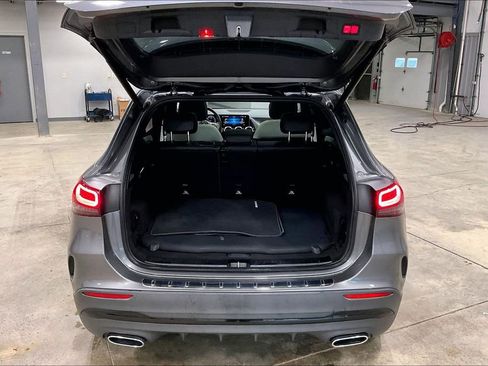 Used 2021 Mercedes-Benz GLA 250 4MATIC image 35