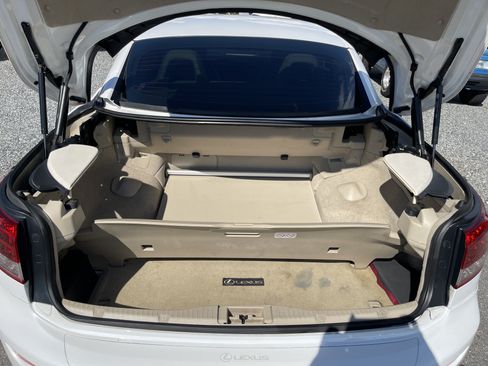 Used 2010 Lexus IS 250C RWD image 14