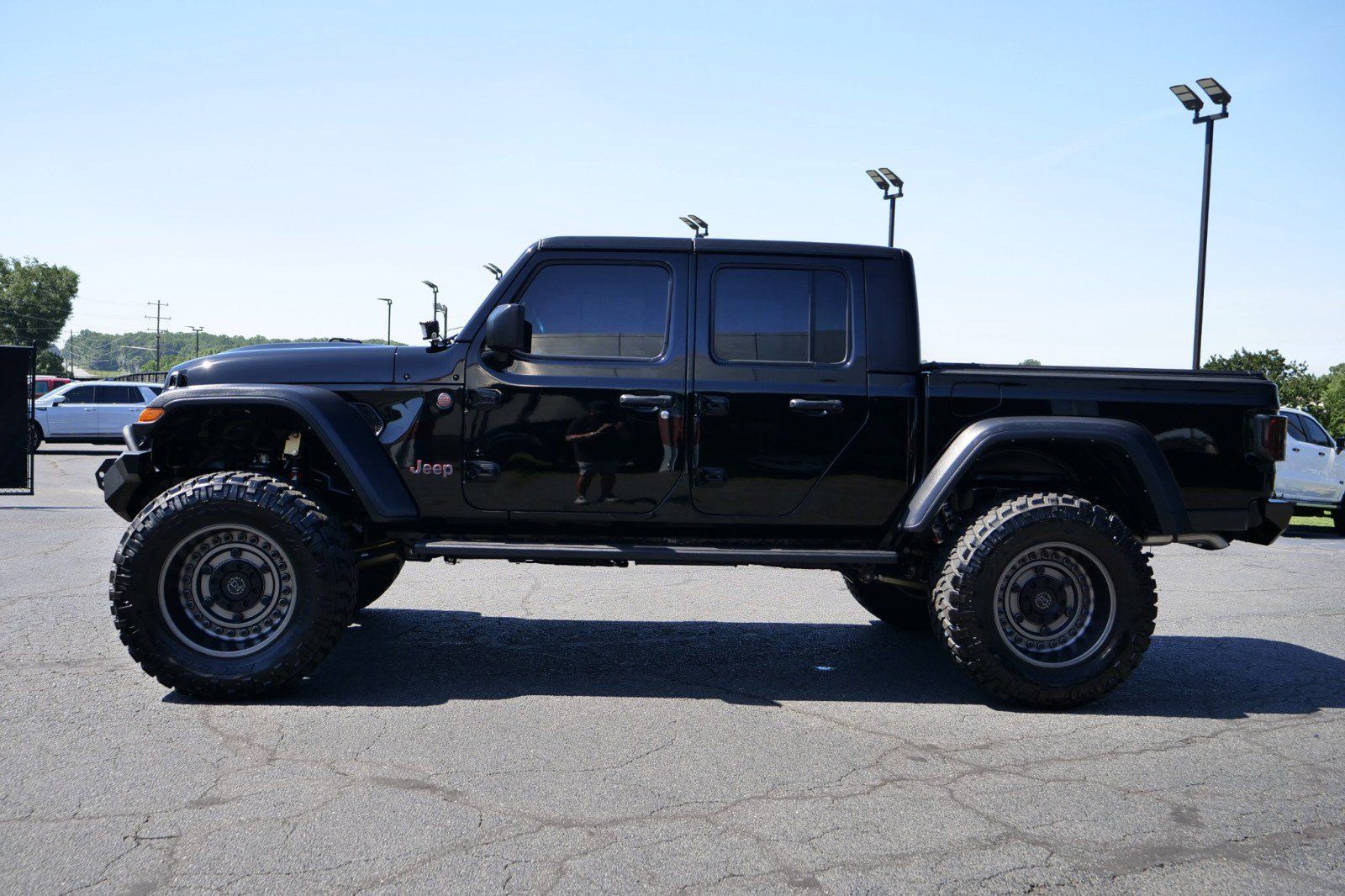 Used 2023 Jeep Gladiator Mojave w/ Cold Weather Group AWD/4WD image 58