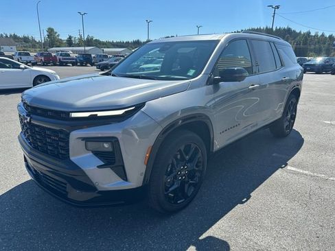 Used 2026 Chevrolet Traverse RS AWD/4WD image 6