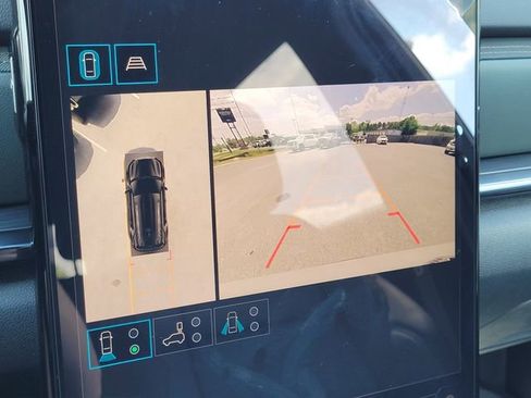 New 2026 GMC Terrain AT4 w/ Convenience Package III image 16