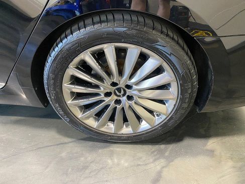 Used 2014 Hyundai Equus Signature image 10