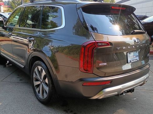Used 2022 Kia Telluride EX w/ EX Premium Package AWD/4WD image 6