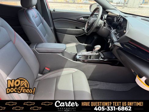 New 2026 Chevrolet Trax RS w/ Driver Confidence Package FWD image 5