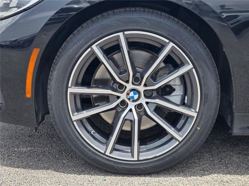 Used 2021 BMW 330i Sedan w/ Premium Package RWD image 11