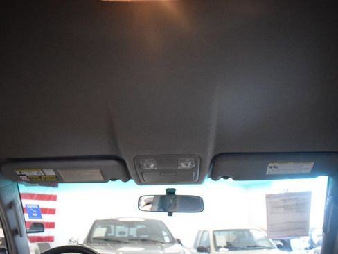 Used 2005 Toyota 4Runner SR5 image 46