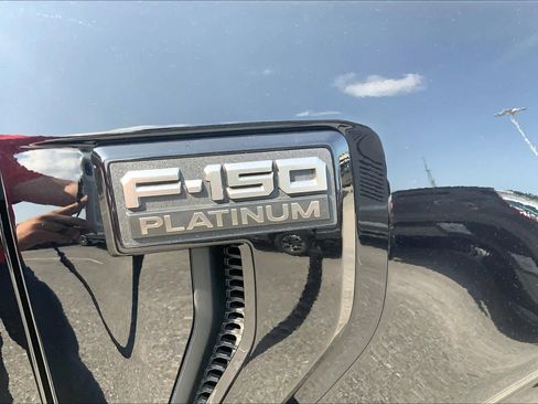 Certified 2025 Ford F150 Platinum AWD/4WD image 10