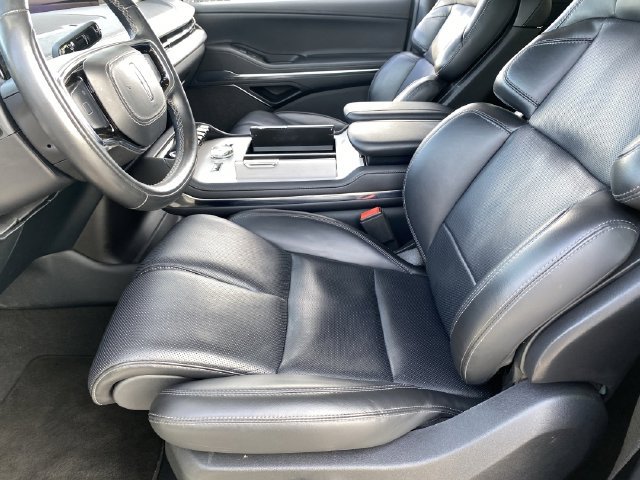 Used 2025 Lincoln Navigator L Reserve AWD/4WD image 20