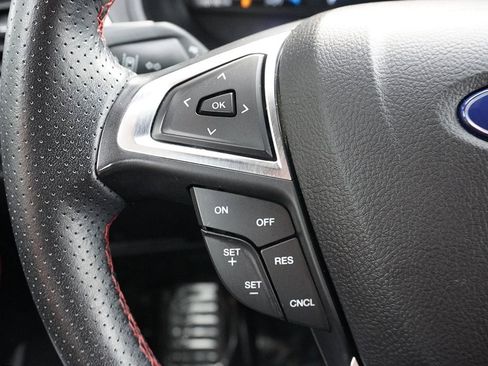 Used 2022 Ford Edge ST-Line image 46