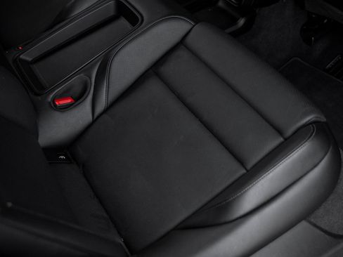Certified 2021 Porsche Taycan 4S AWD/4WD image 38