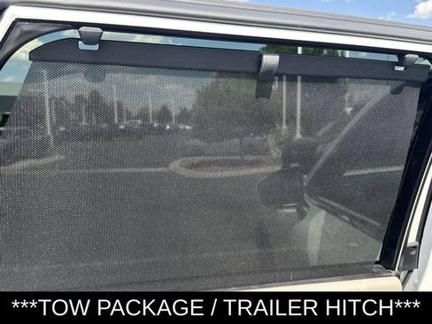 Used 2022 Nissan Pathfinder SL AWD/4WD image 13