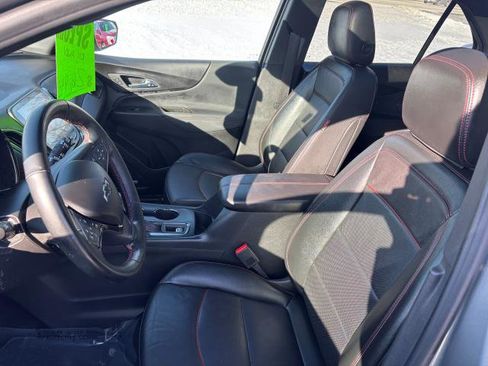 Used 2023 Chevrolet Equinox RS w/ RS Leather Package image 8