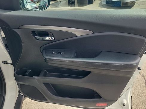 Used 2019 Honda Ridgeline RTL image 33