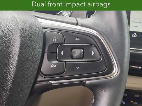 Certified 2022 Buick Envision Essence w/ Technology Package I FWD image 35