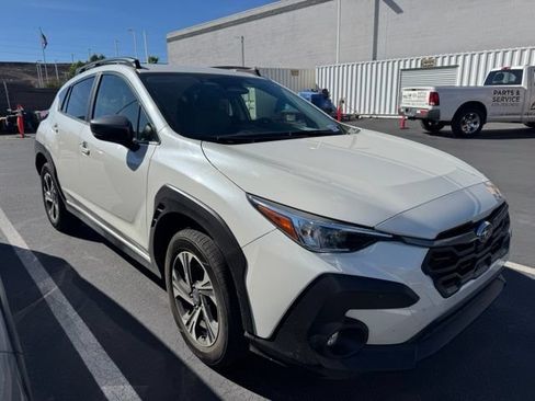 Used 2024 Subaru Crosstrek 2.0i Premium AWD/4WD image 2