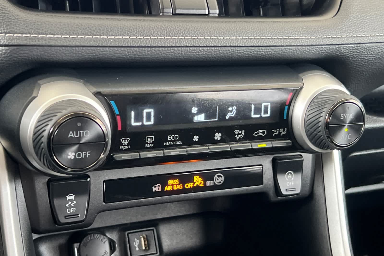 Certified 2025 Toyota RAV4 XLE AWD/4WD image 22
