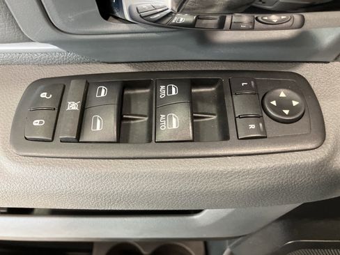 Used 2017 RAM 1500 Outdoorsman image 12