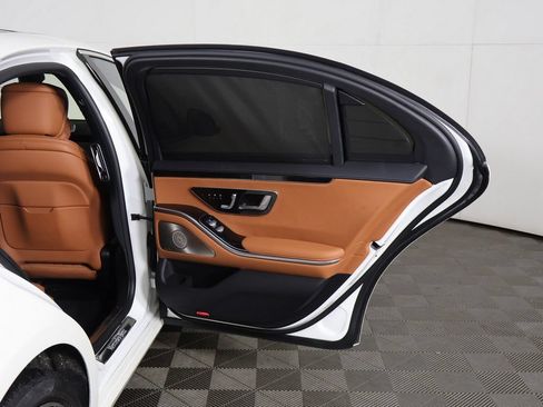 Used 2023 Mercedes-Benz S 500 4MATIC image 28