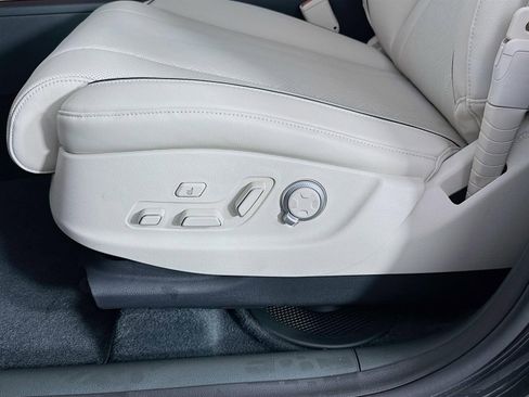 New 2026 Genesis GV80 2.5T Prestige image 22