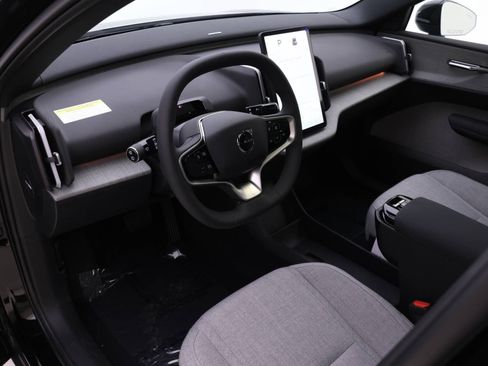 New 2025 Volvo EX30 Ultra w/ Protection Package Premier image 6