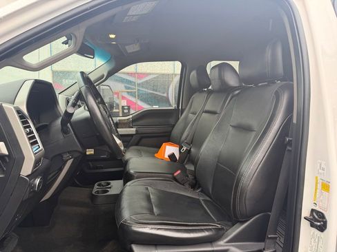 Used 2017 Ford F350 Lariat w/ Chrome Package image 10