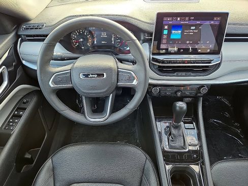 Used 2025 Jeep Compass Limited AWD/4WD image 19