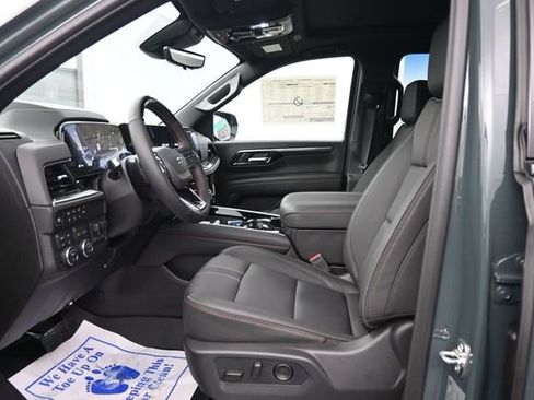 New 2026 Chevrolet Suburban RST w/ Advanced Technology Package AWD/4WD image 14