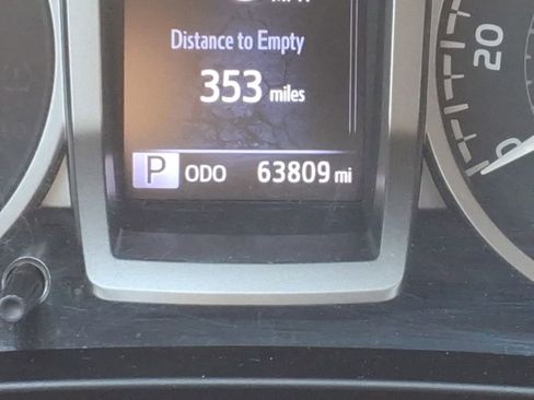 Used 2021 Toyota Tacoma SR5 w/ Technology Package image 29