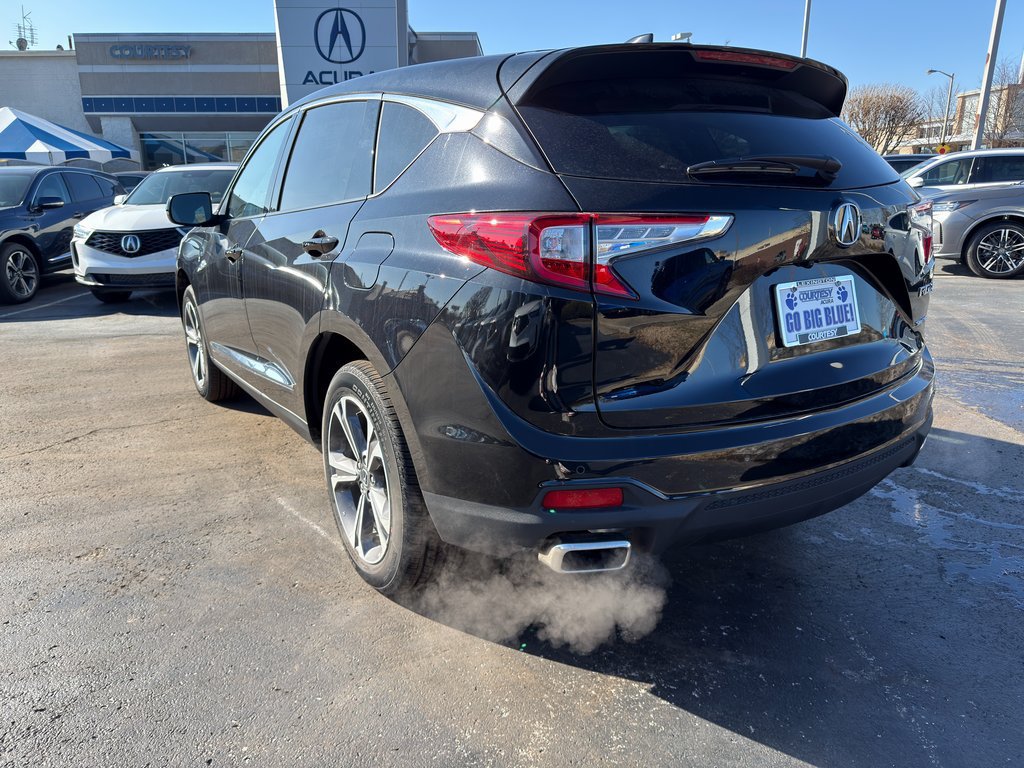 Used 2025 Acura RDX w/ Technology Package AWD/4WD image 3