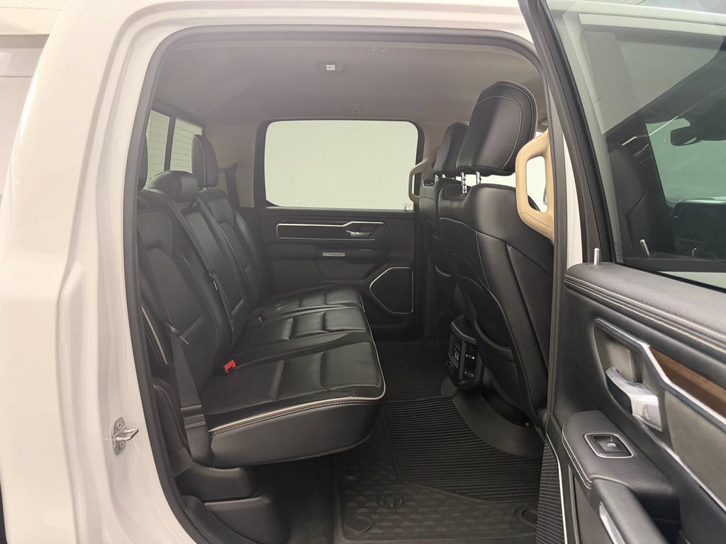 Used 2021 RAM 1500 Laramie AWD/4WD image 29