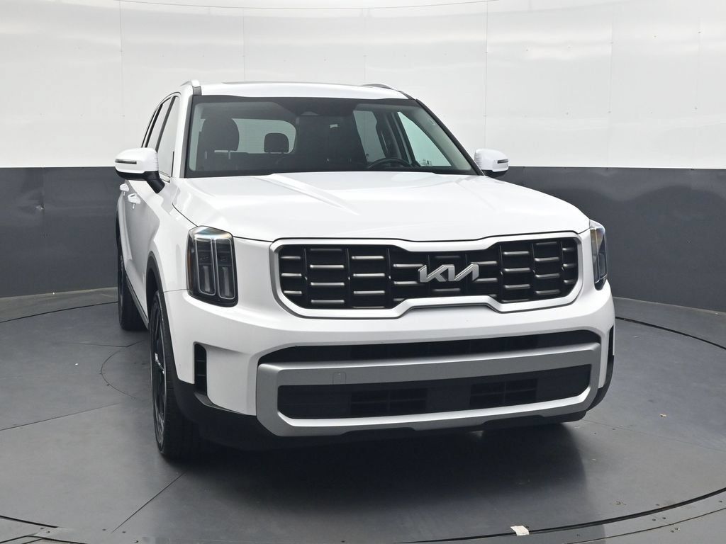 Used 2025 Kia Telluride S AWD/4WD image 13