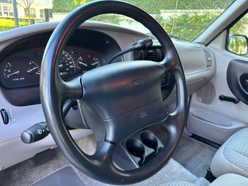 Used 1998 Ford Ranger XLT image 14