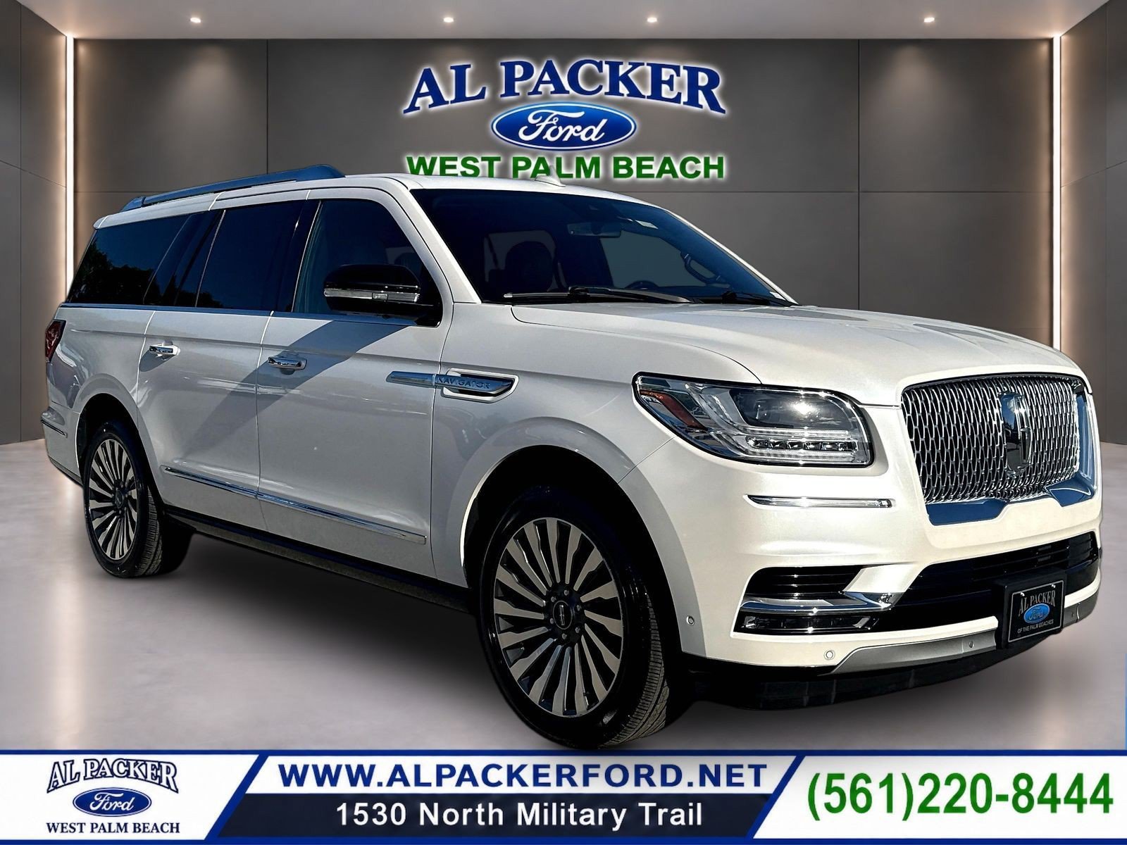 Used 2019 Lincoln Navigator L Reserve AWD/4WD image 3