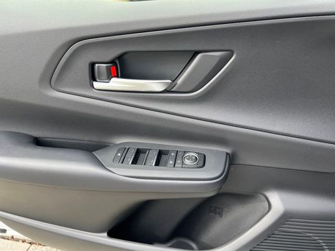 New 2026 Toyota Prius Plug-In Hybrid image 17